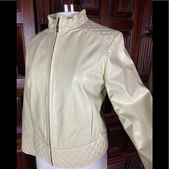 Pasha & Jo New York Butter Cream Jacket - Picture 5 of 10